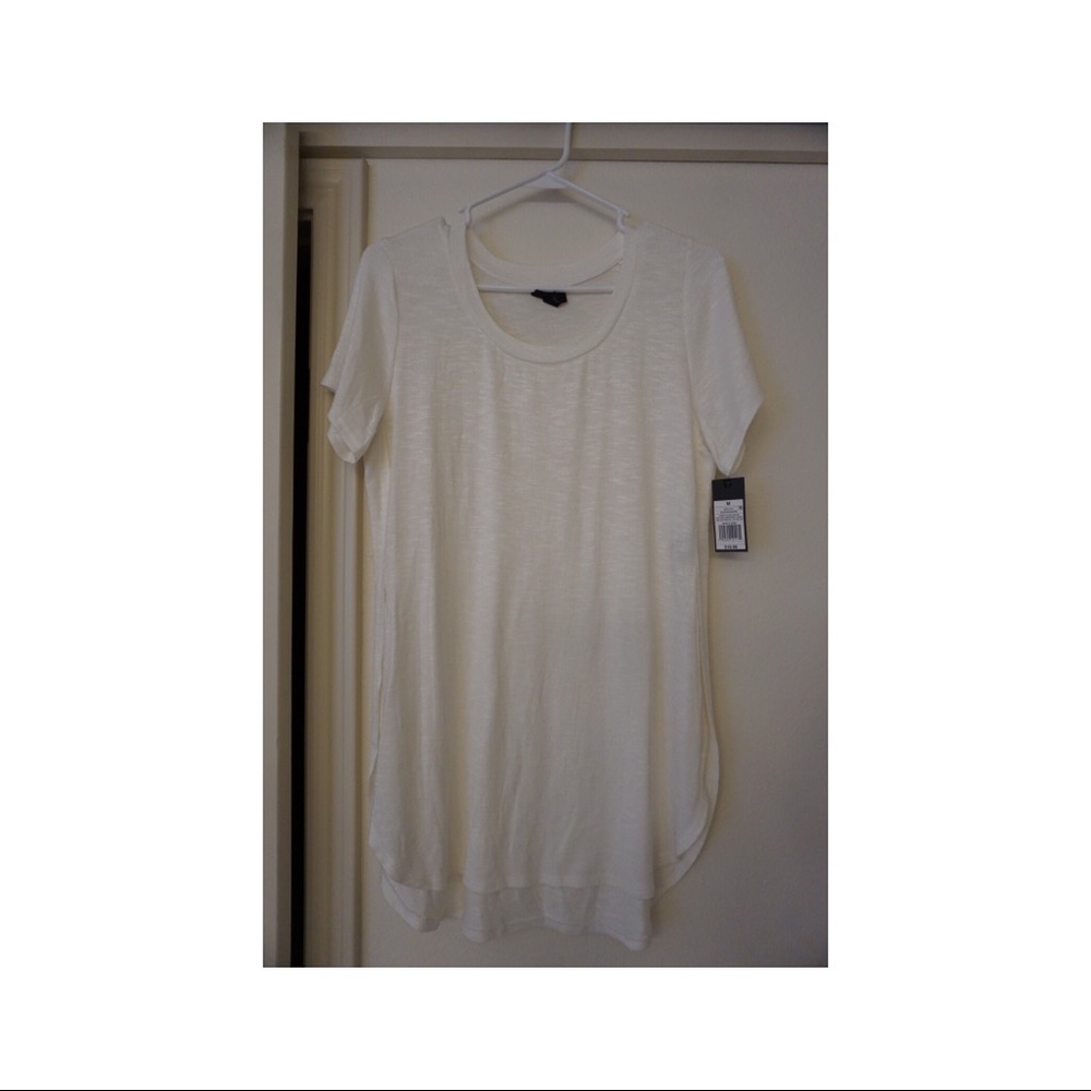 Women’s white tunic